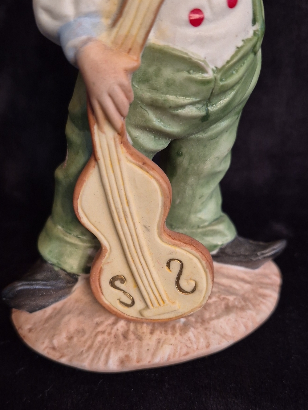 Vintage Clown with Guitar Ceramic Figurine - Picture 6 of 7